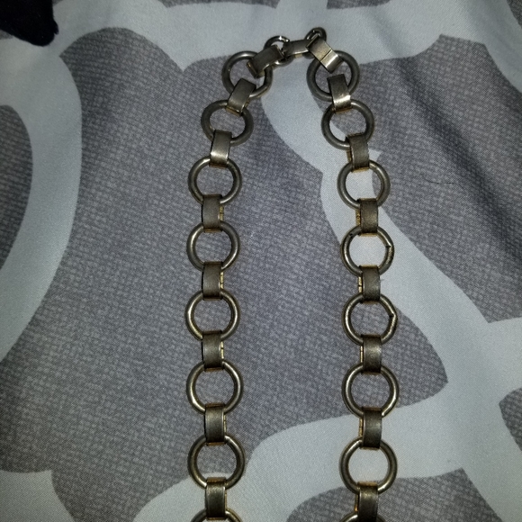 Pearl and Gold Necklace - Picture 5 of 7